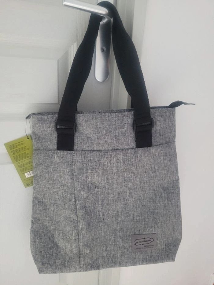totebag et ou sac à dos neuf   14.5 litres
