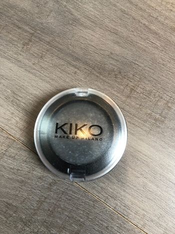 Ombre à paupières kiko solo gris pailleté