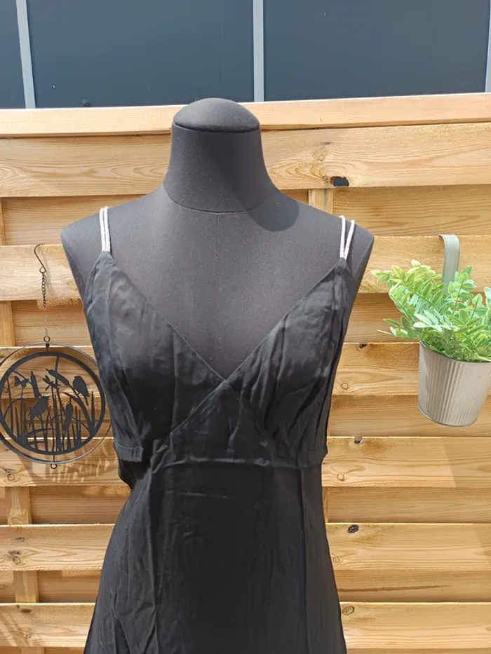 Magnifique robe H&M taille S - photo numéro 2