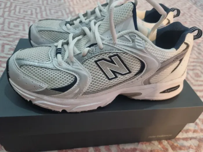 New Balance 530 'White Blue Haze' Taille 40 - photo numéro 3