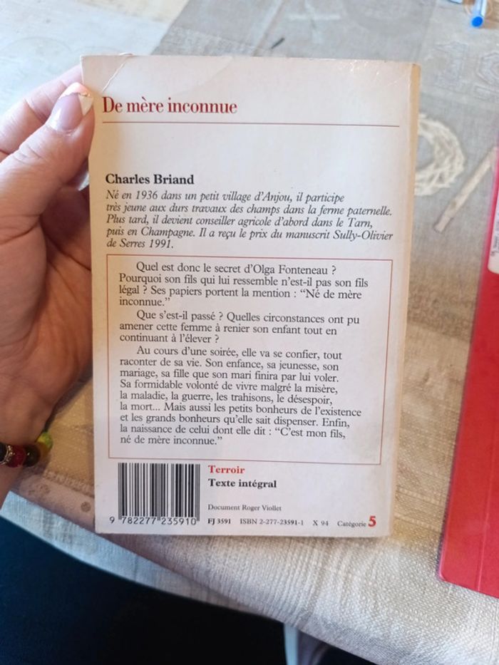 De mêre inconnue de Charles brillant - photo numéro 2