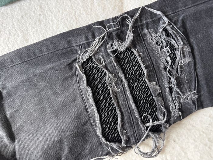 Jean homme Zara – Gris foncé effet usé avec renforts – Coupe slim – Taille 46 XL/XXL - photo numéro 5