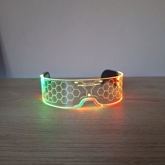 Lunettes de Soleil - Y2K Vintage 90s-2000s - Unisexe Sunglasses - Verres Teintés - photo numéro 2
