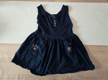 Robe  été bleu  marine broderies