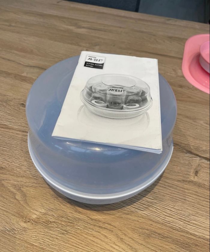 Stérilisateur à biberon pour micro onde