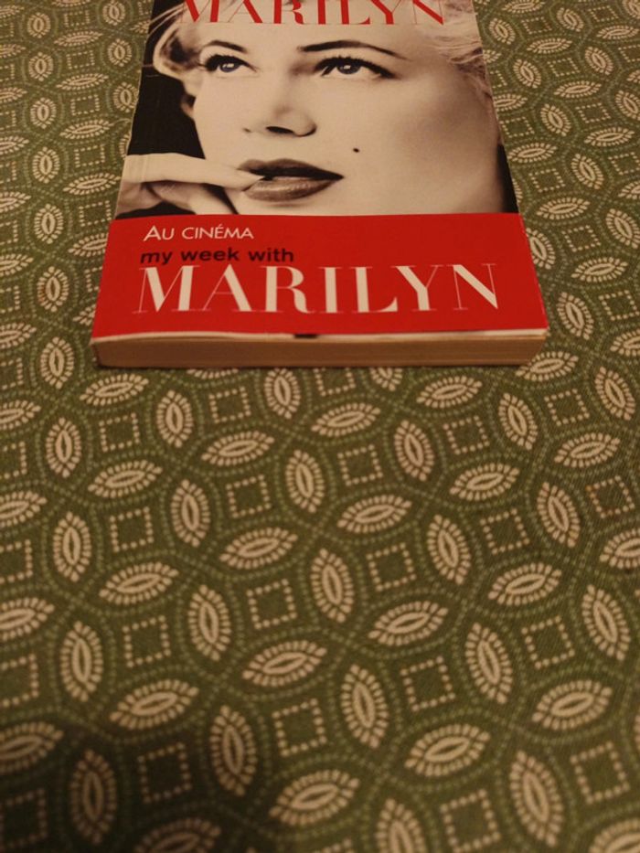 Livre Une semaine avec Marilyn - photo numéro 3