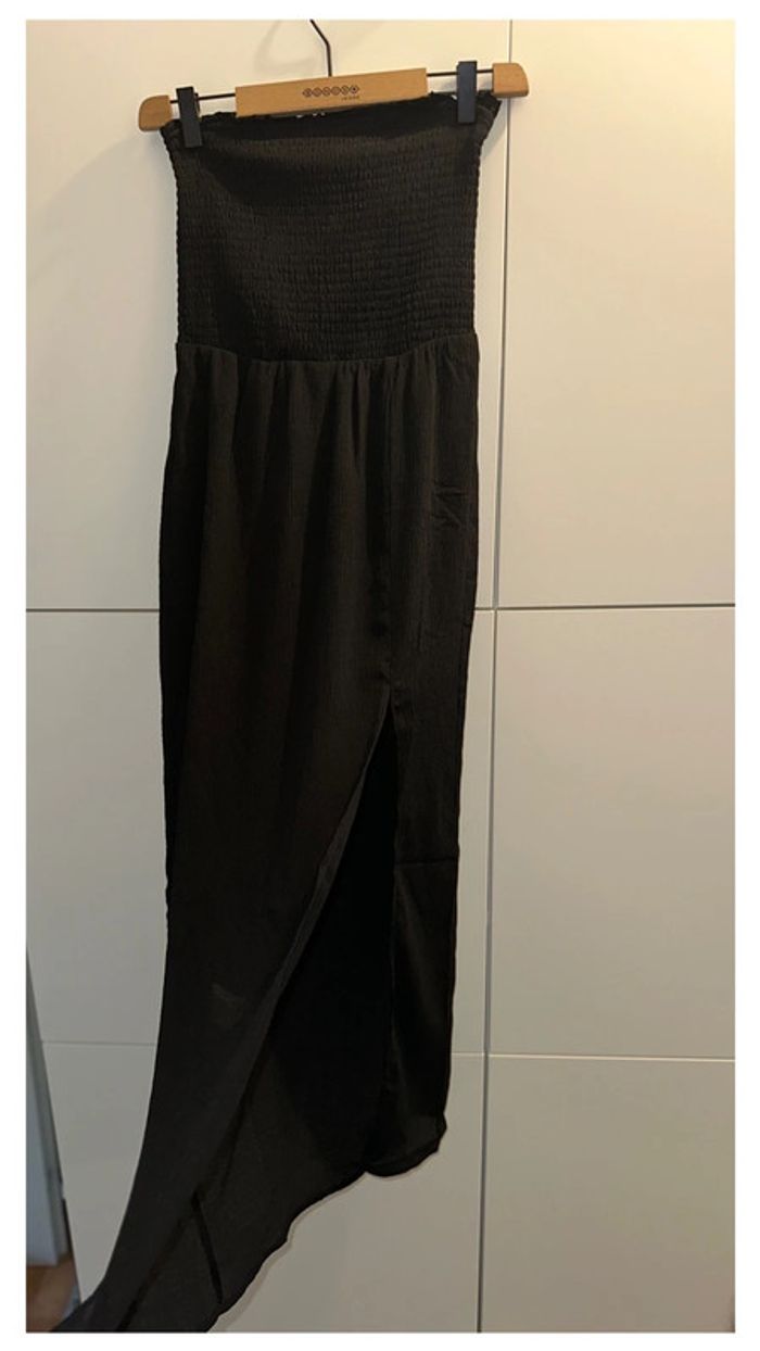 Robe longue/midi bustier noir avec fente Bershka neuve