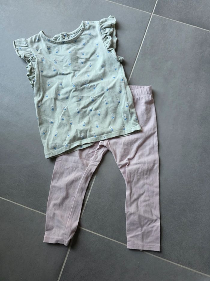 lot t-shirt + legging 18 mois