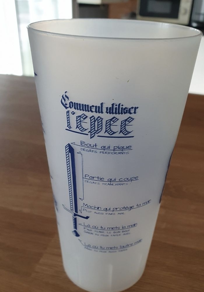Écocup grande taille 50cL Roi de l'oiseau - comment utiliser une épée - photo numéro 3