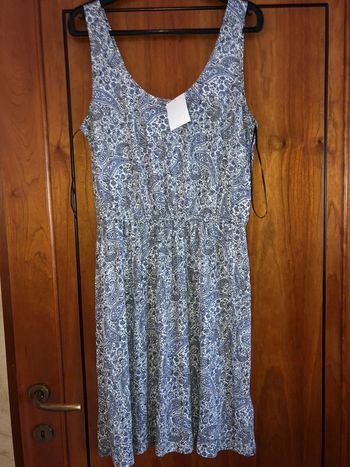 Robe 38 neuve avec étiquette H&M