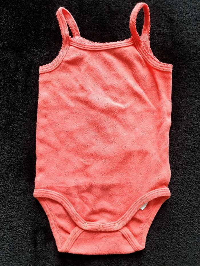 Body bretelles motifs cœurs corail