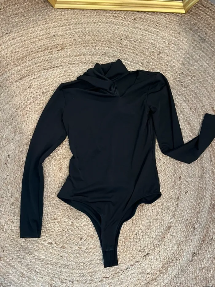 Body noir Zara