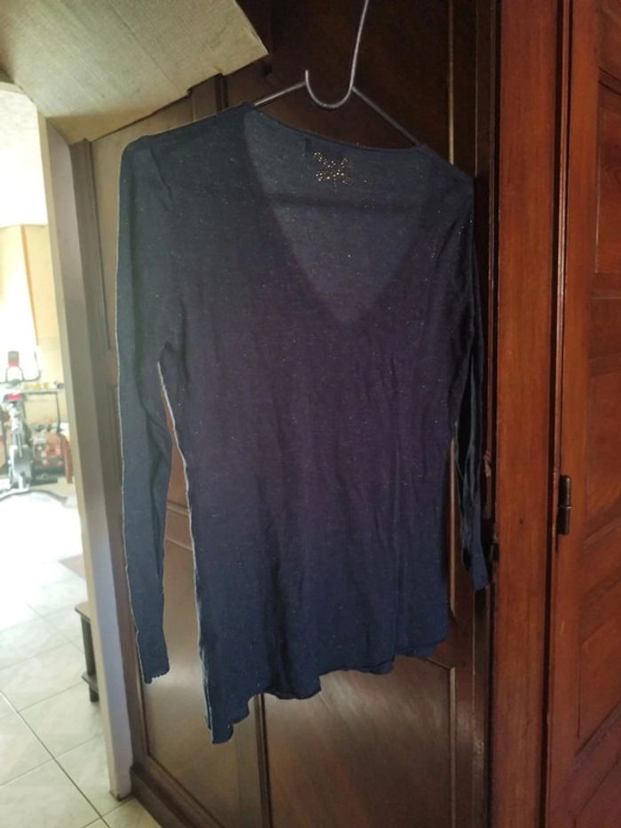 Pull gris col v pailleté papillon au dos S/M - photo numéro 8