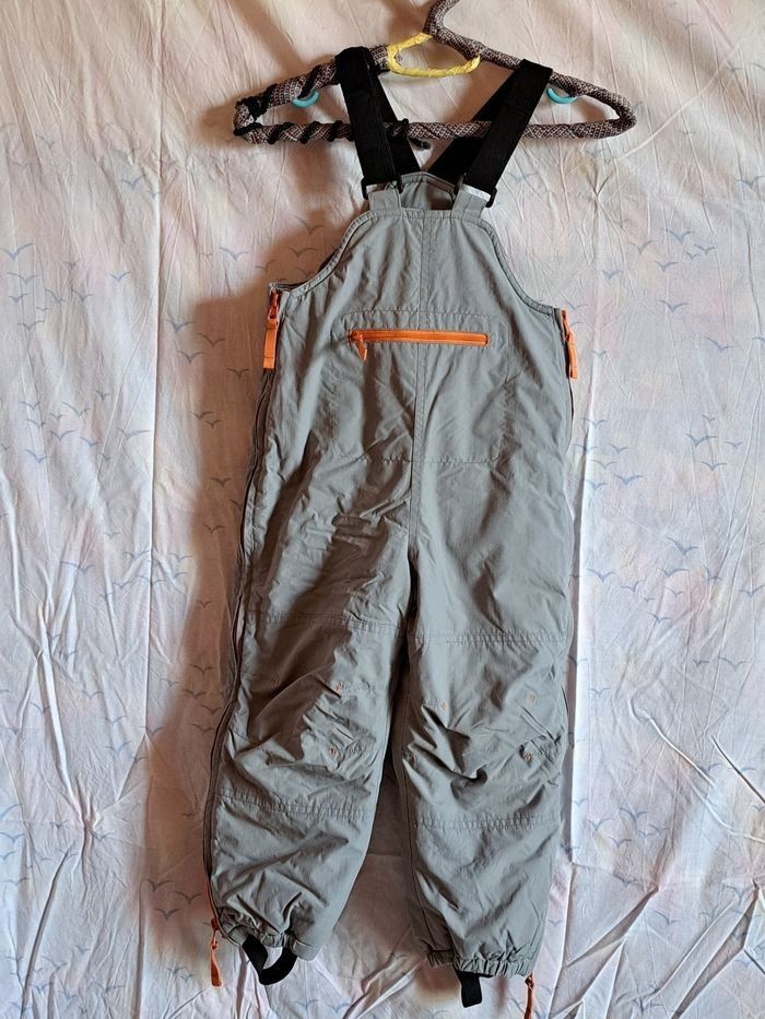 Salopette de ski pour enfant marque go sport - photo numéro 4