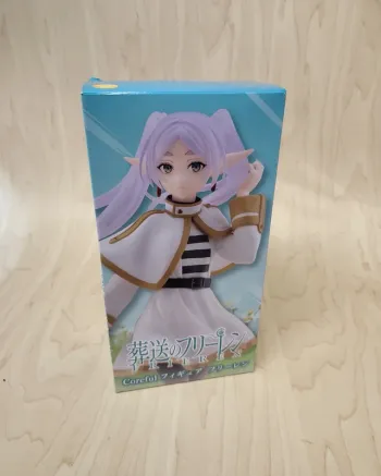 Figurine coreful Frieren