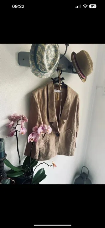 Jolie blazer en gaz de coton neuf étiquette T1