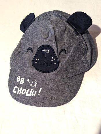 Casquette Grise Visage Chien Oreilles Ecritures Chou Animal Vêtement Accessoire Petits Enfants Bébés