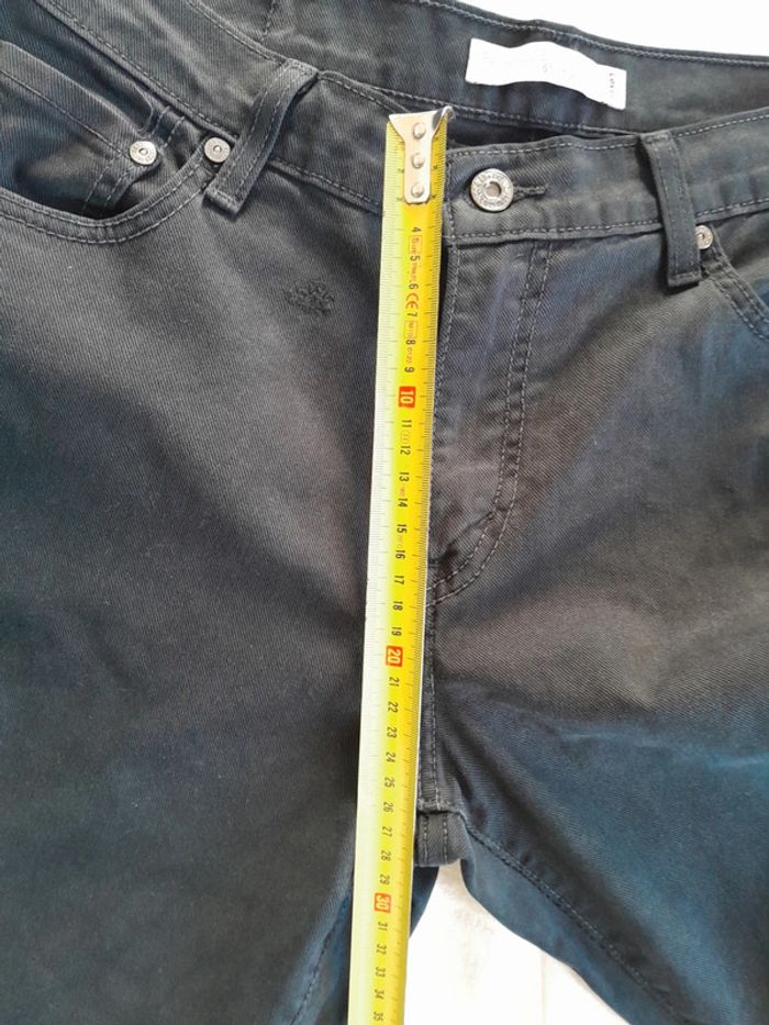 Jean levis 550 relaxed boot cut modèle pour hanches arrondies - photo numéro 10