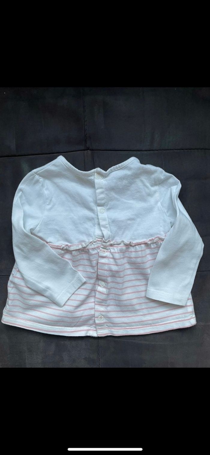 Haut kiabi taille 6 mois - photo numéro 2