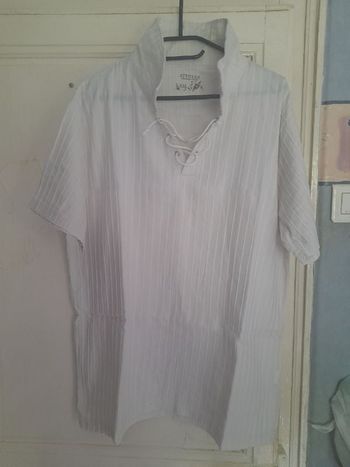 T-shirt blanc, marque Armand Thierry, taille XXL