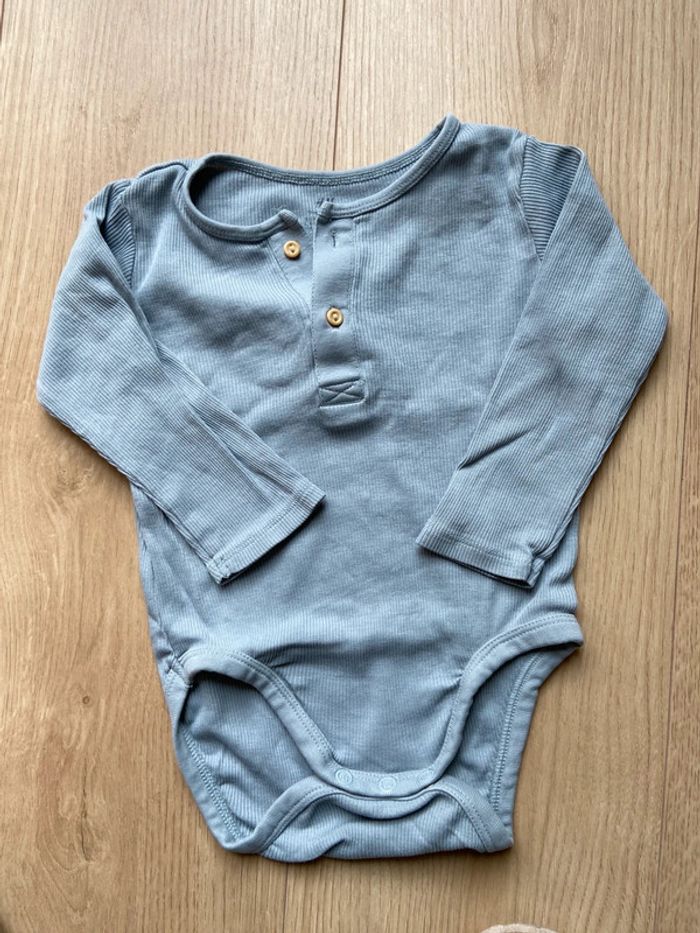 Ensemble body et pantalon bleu H&M 74cm - photo numéro 2