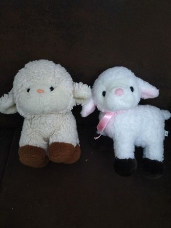 2 Peluches mouton
