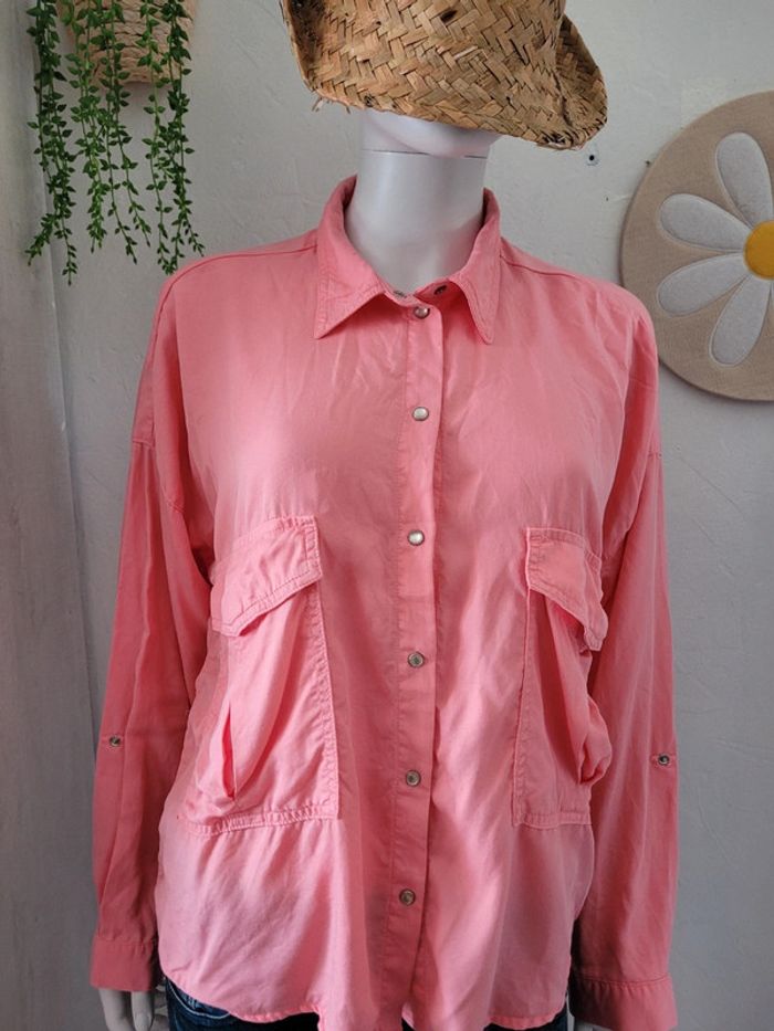 Chemise ou veste rose - photo numéro 2