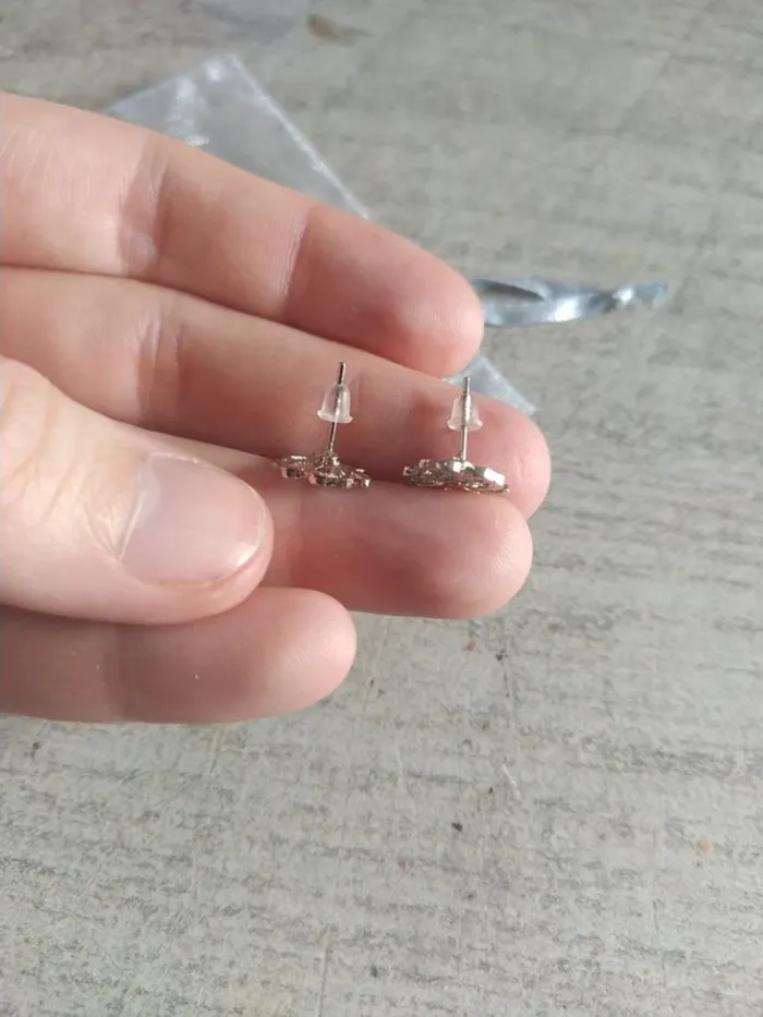 Boucle d'oreille trèfle - photo numéro 4