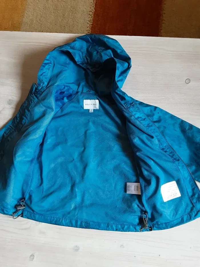 Veste de pluie légère k-way T. 4 ans neuf - photo numéro 3