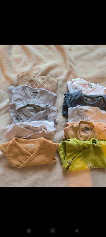 Vends bodys