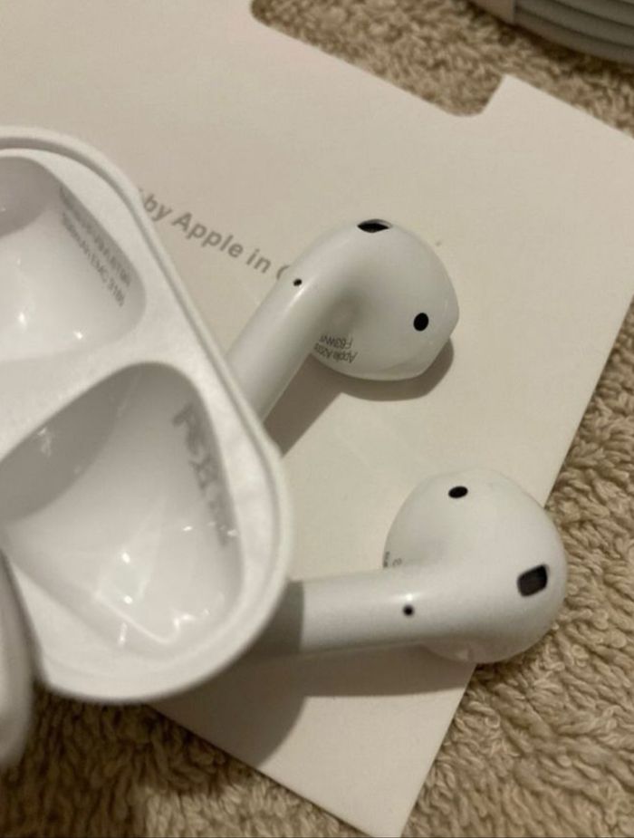 AirPods Apple neuf écouteurs - photo numéro 2