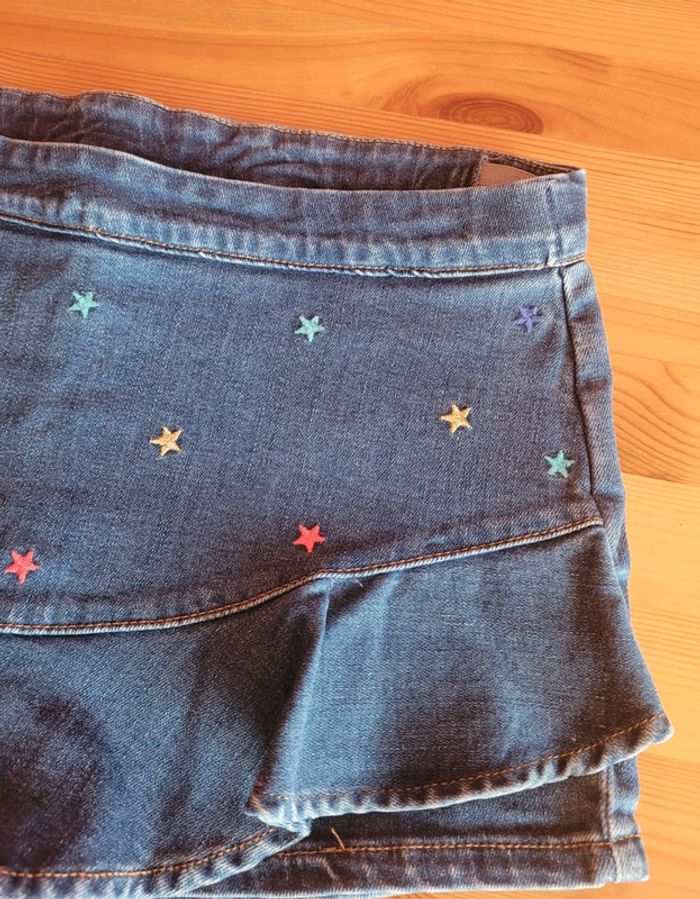 Short jupe en jean et ajustable - photo numéro 3