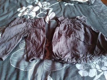 Robe boule et pantalon 1 mois