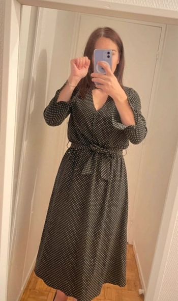 Robe longue noire cintrée petit cœurs doré taille S la petite étoile