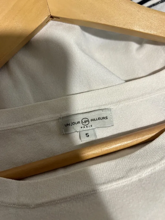 Superbe haut type marinière - taille s - un jour ailleurs - viscose qualitatif - photo numéro 4