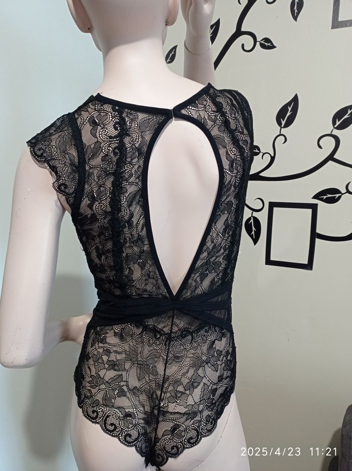 body noir sexy de Etam 38 *Spécial FETE* ref 439 P18 - photo numéro 5