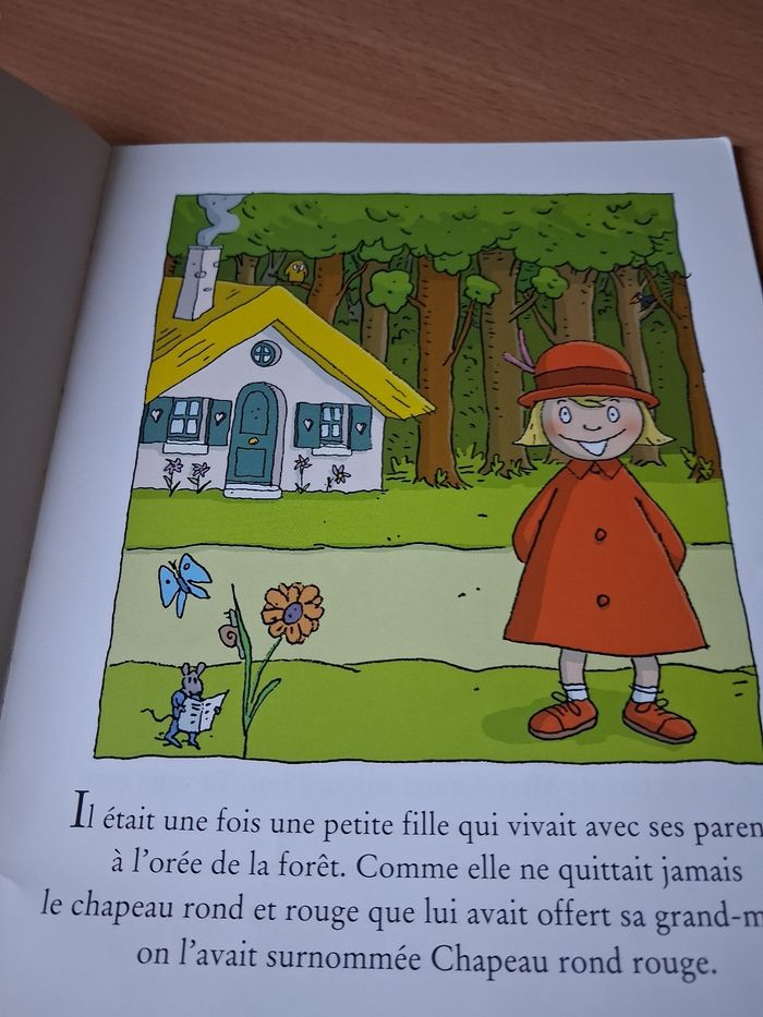 Chapeau rond rouge - photo numéro 3