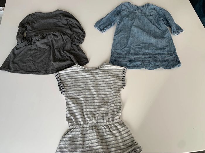 Lot 3 robes tunique 5ans - photo numéro 2