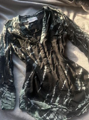 Blouse / chemise verte et noir