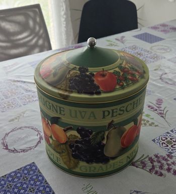 Boite décorative fruits