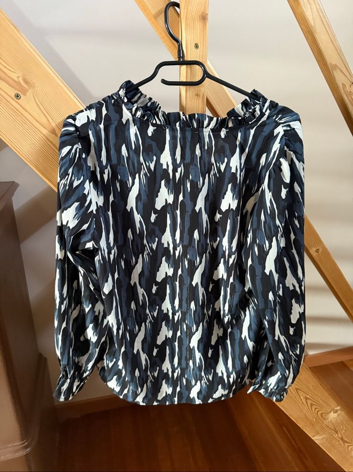 Blouse noire bleue - photo numéro 3