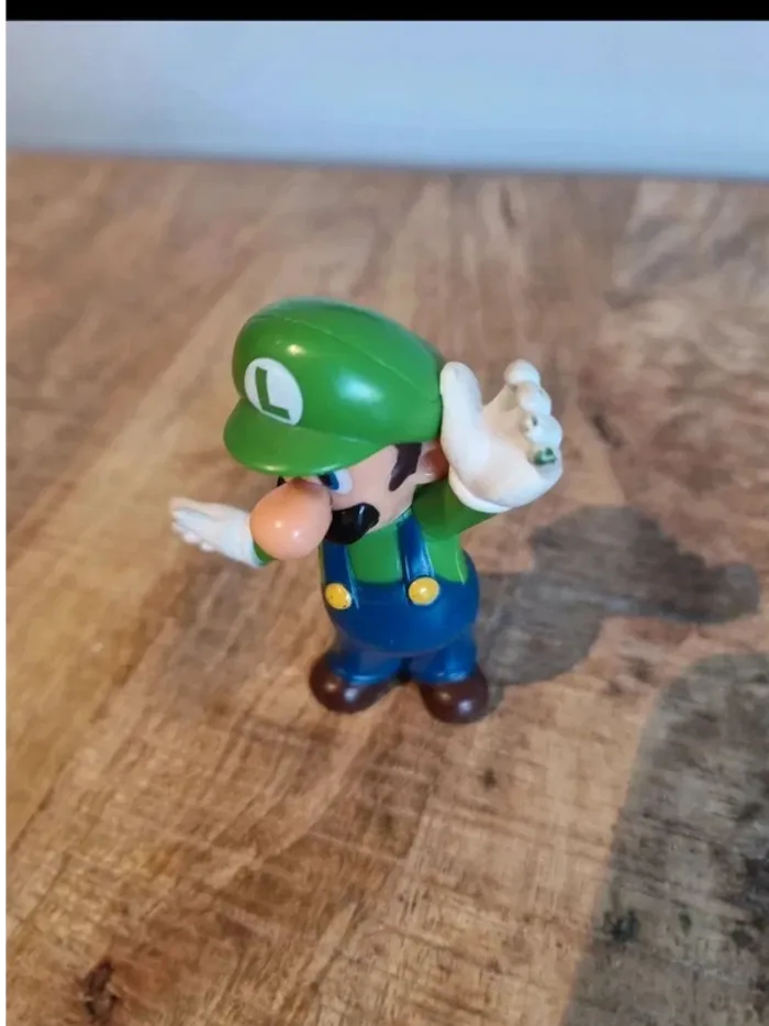 Figurine mac do 2013 luigi nintendo - photo numéro 2