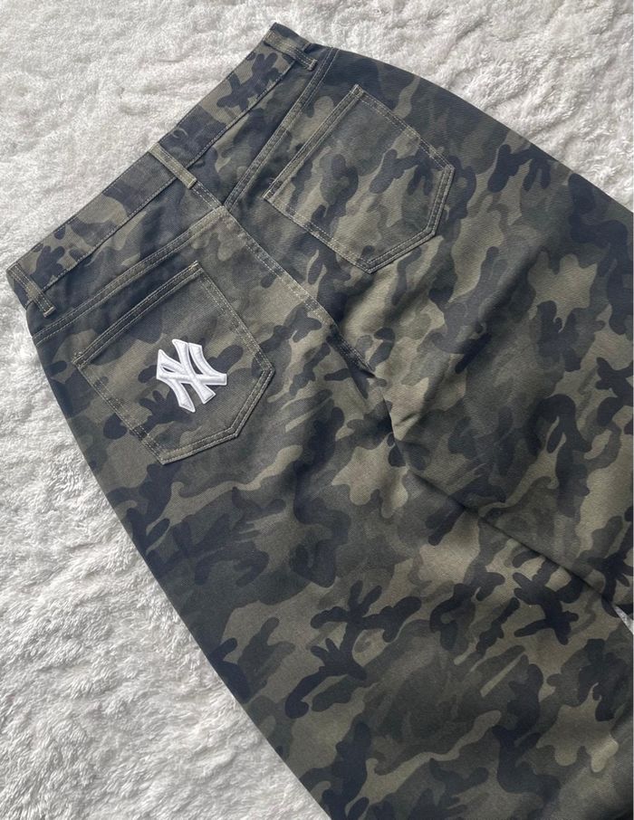 Jean baggy camouflage streetwear custom NY Yankees - Taille M - photo numéro 2