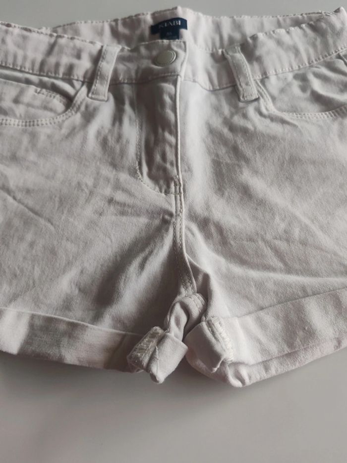 Short 8 ans - photo numéro 2