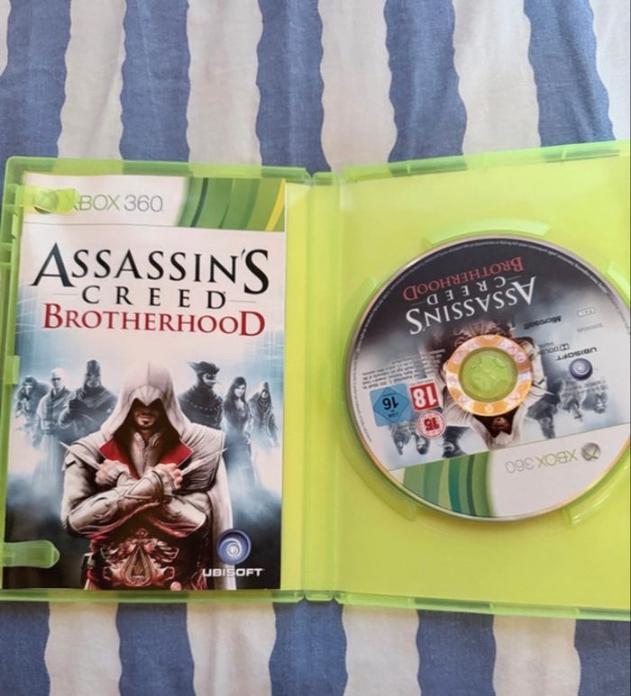 Assasins creed brotherhood xbox360 - photo numéro 2