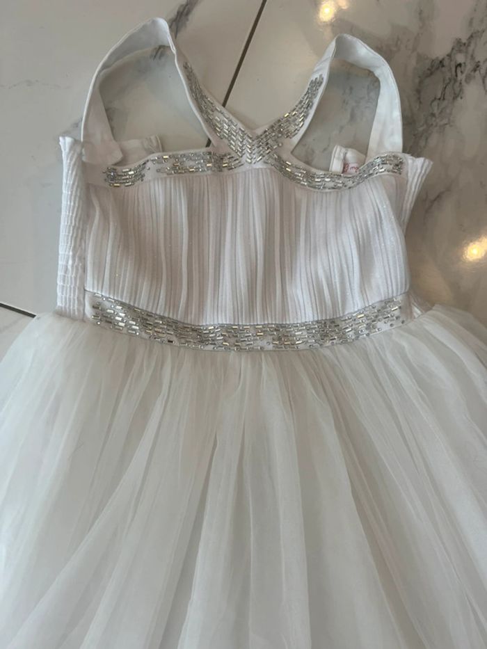 Robe de cérémonie et chaussure - photo numéro 3