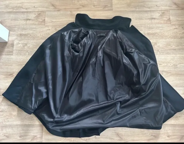 Zara veste ,caban, manteau en laine noire, broderie fleur taille L/40 - photo numéro 7
