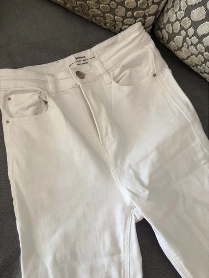 Jean blanc stradivarius taille 34