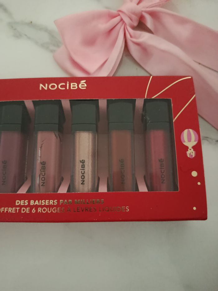 Coffret 6 gloss Nocibé Neuf - photo numéro 3