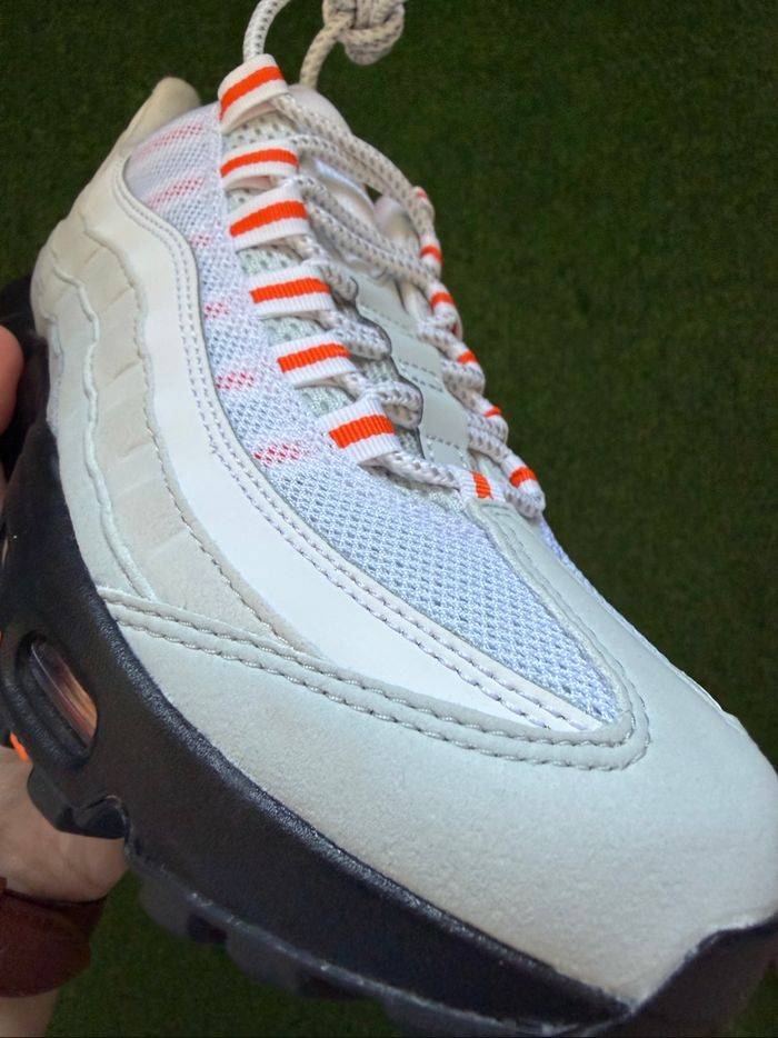 Nike Air Max 95 Gris et Orange - photo numéro 9